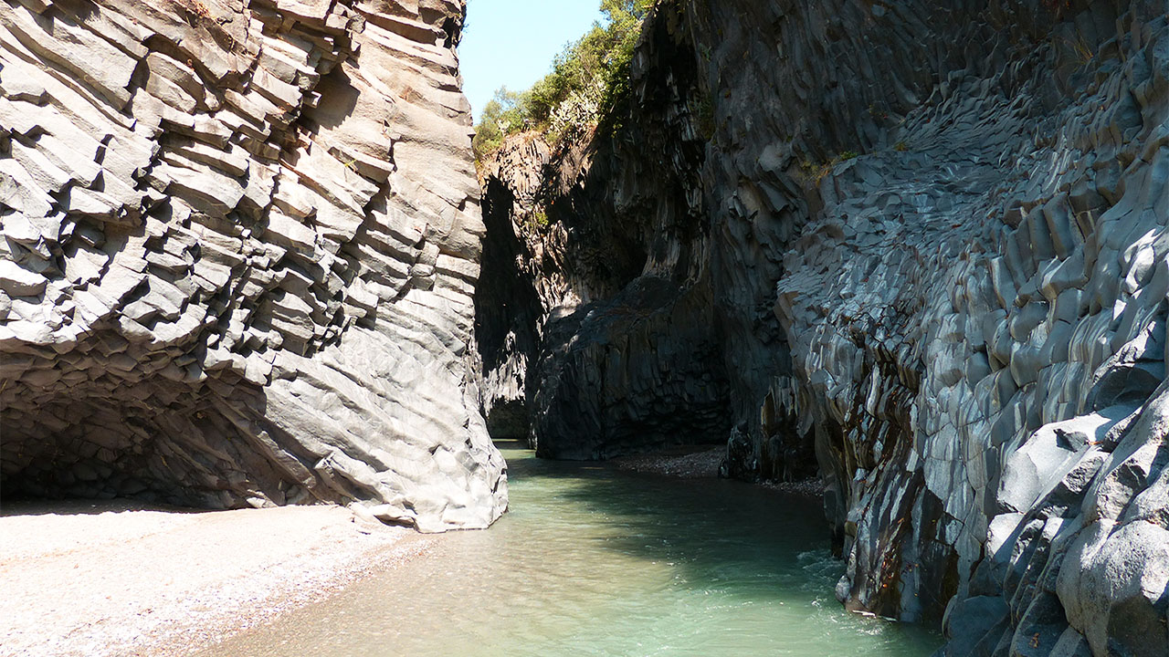 Alcantara Gorges Canyon Entrance 1